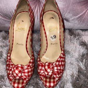 LOUBOUTIN red gingham platform peep-toe heels. Size 36.5